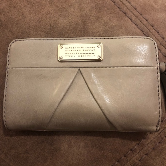 Marc by Marc Jacobs Wallet - Picture 1 of 4